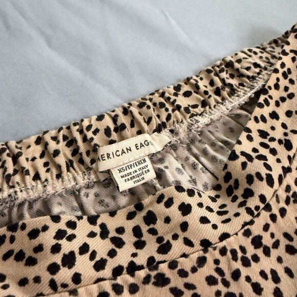 American Eagle Outfitters Women's Cream and Black Skirt - Picture 5 of 6